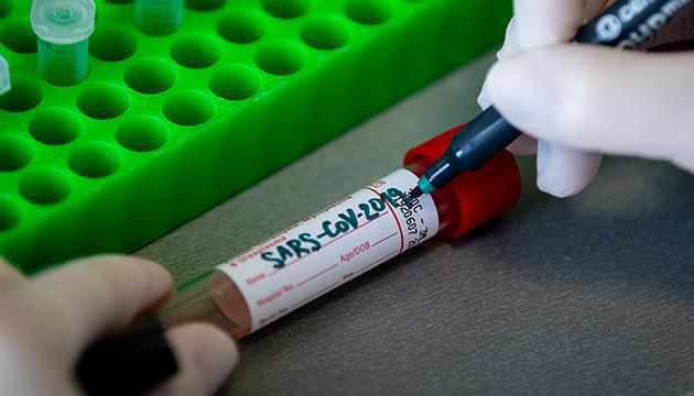 На Полтавщині 42 медики інфіковані коронавірусом