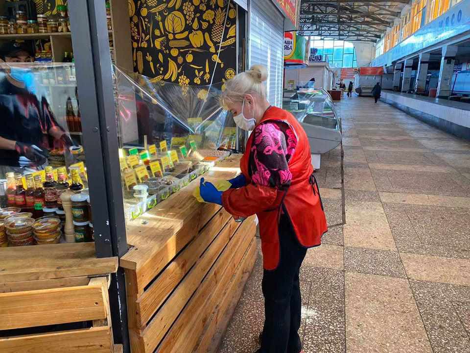 У Полтаві під час карантину запрацюють магазини: коли і які