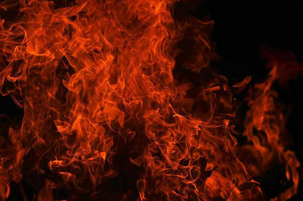 У Полтавському районі чоловік постраждав у пожежі
