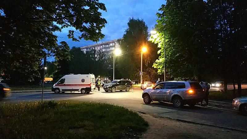 У Полтаві позашляховик на пішохідному переході збив пенсіонера