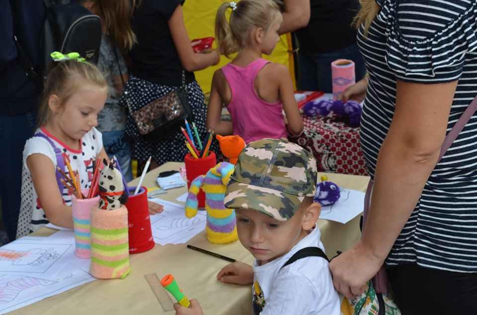 Полтавська компанія Premier Socks запрошує малечу долучитися до конкурсу на найкращий дизайн шкарпеток