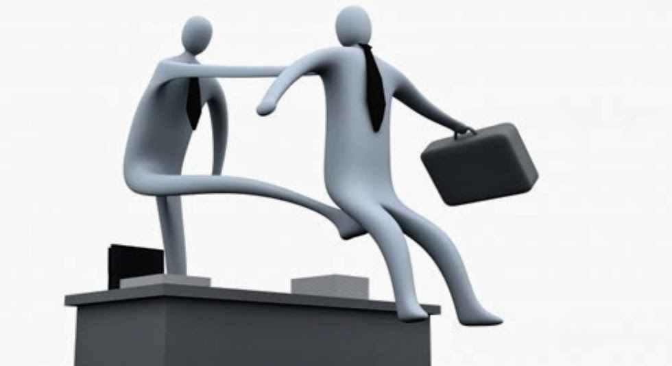 Тиск на малий бізнес триває