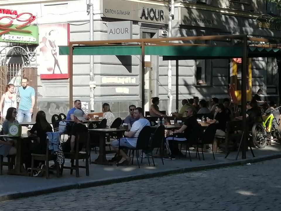 Вихідні у місті під час карантину: як відпочивають полтавці. ФОТО