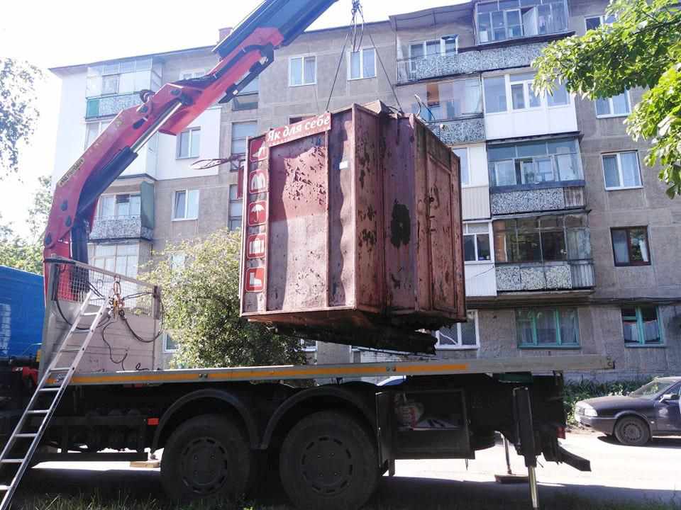 Кіоск із шаурмою та «Ремонт взуття»: у Полтаві демонтували МАФи без дозвільних документів. ФОТО