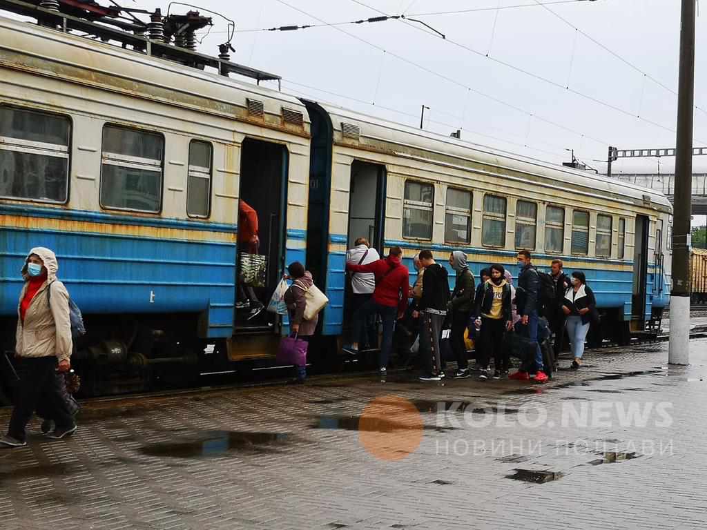 На Полтавщині можуть скасувати деякі зупинки приміських потягів