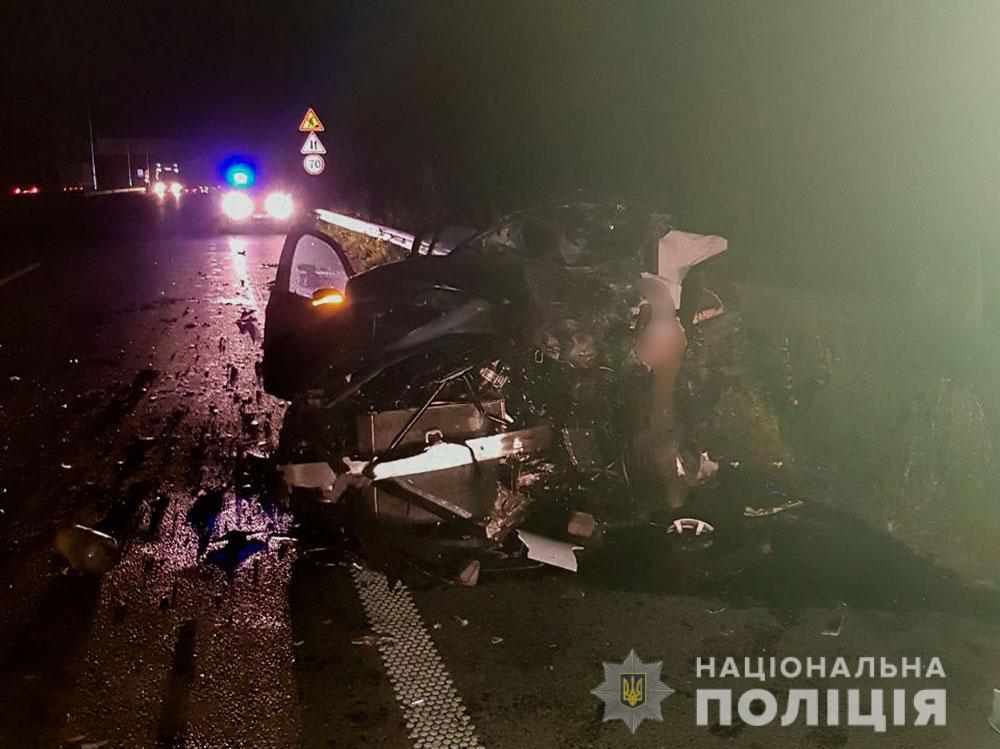 Смертельна ДТП на Полтавщині: зіткнулися вантажівка та легковик
