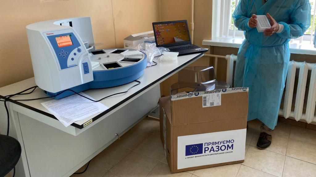 Україна отримає обладнання на мільйони євро для тестів на коронавірус: у Полтаву привезуть ще один ПЛР ампліфікатор та інше