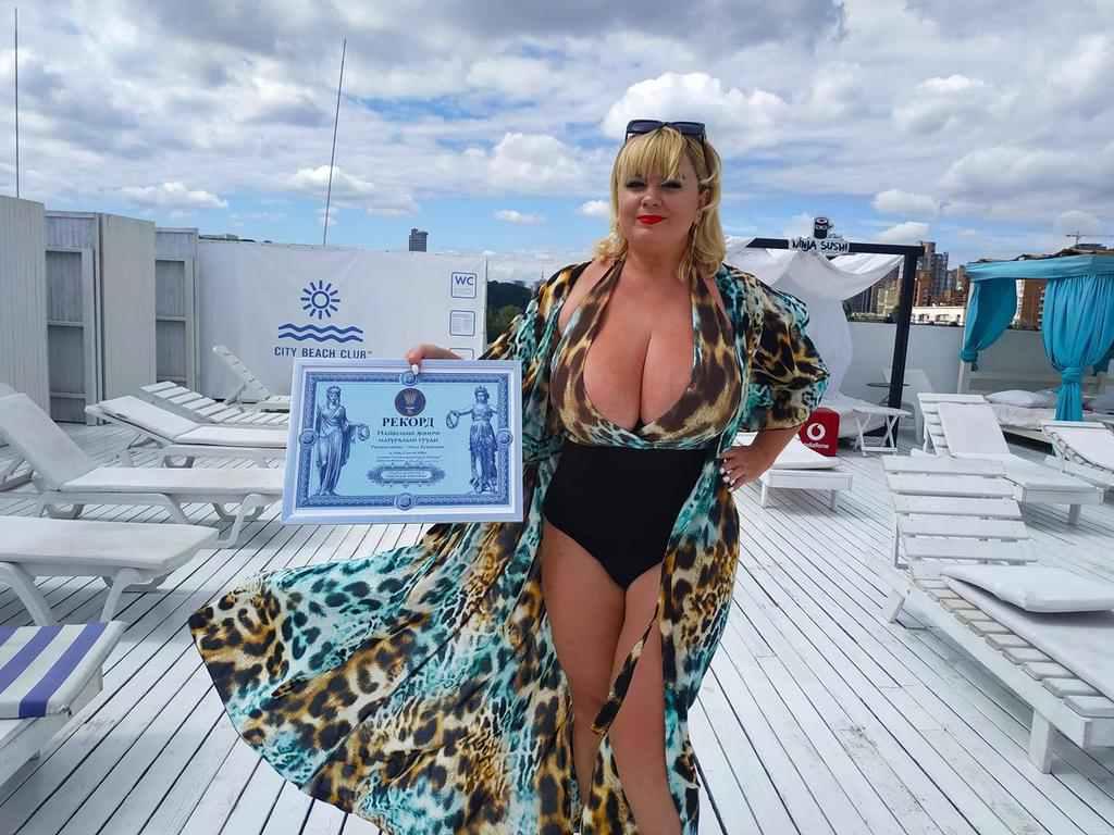 Найбільші груди України – у Міли Кузнецової з Полтавщини: новий рекорд. ФОТО