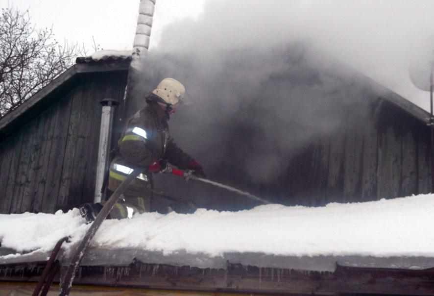 На Полтавщині двоє чоловіків загинули в пожежі через власну необачність