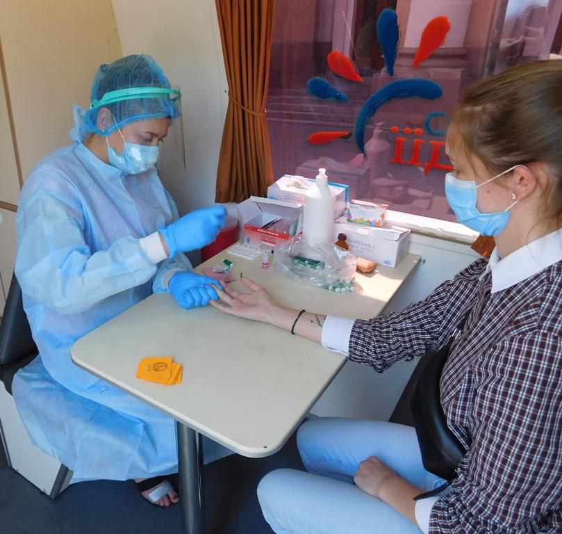Як відбувалось експрес-тестування на гепатит С в центрі Полтави 