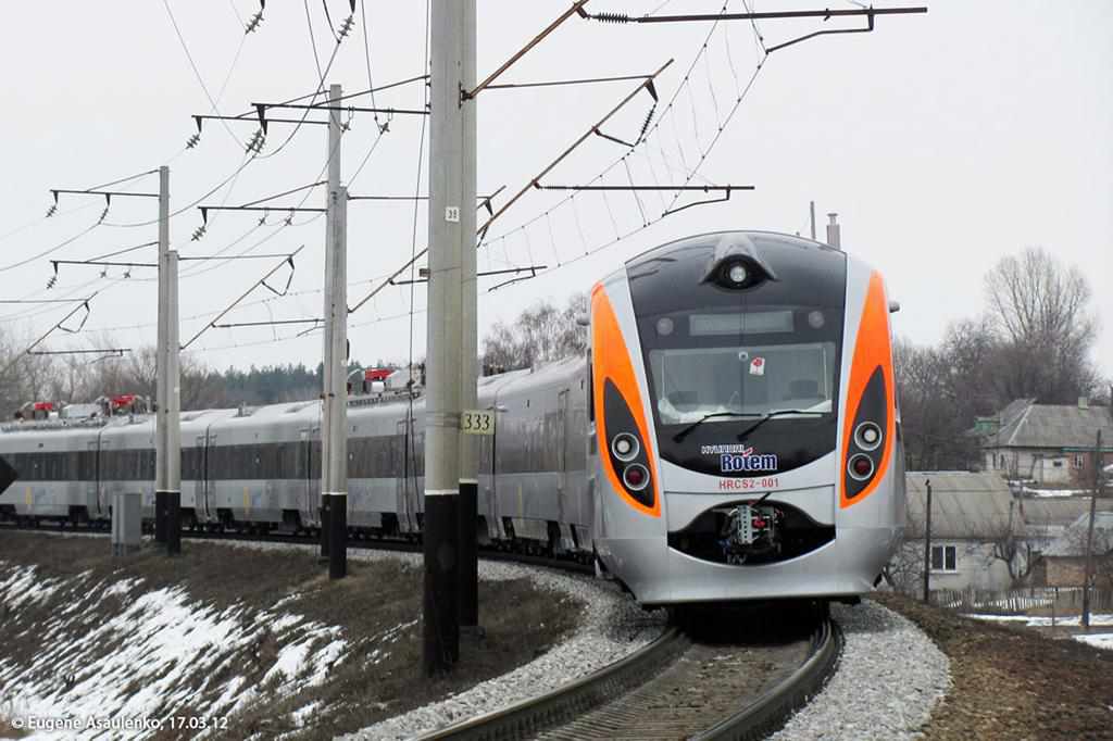 Через Полтаву та Миргород курсуватиме новий швидкісний потяг