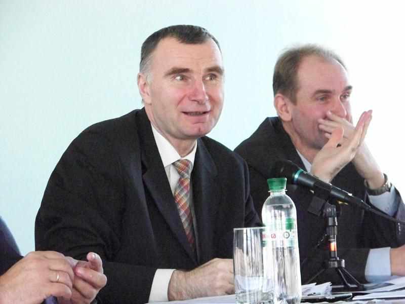 Антикорупційний суд закрив справу проти колишнього депутата Полтавської обласної ради Лебедина