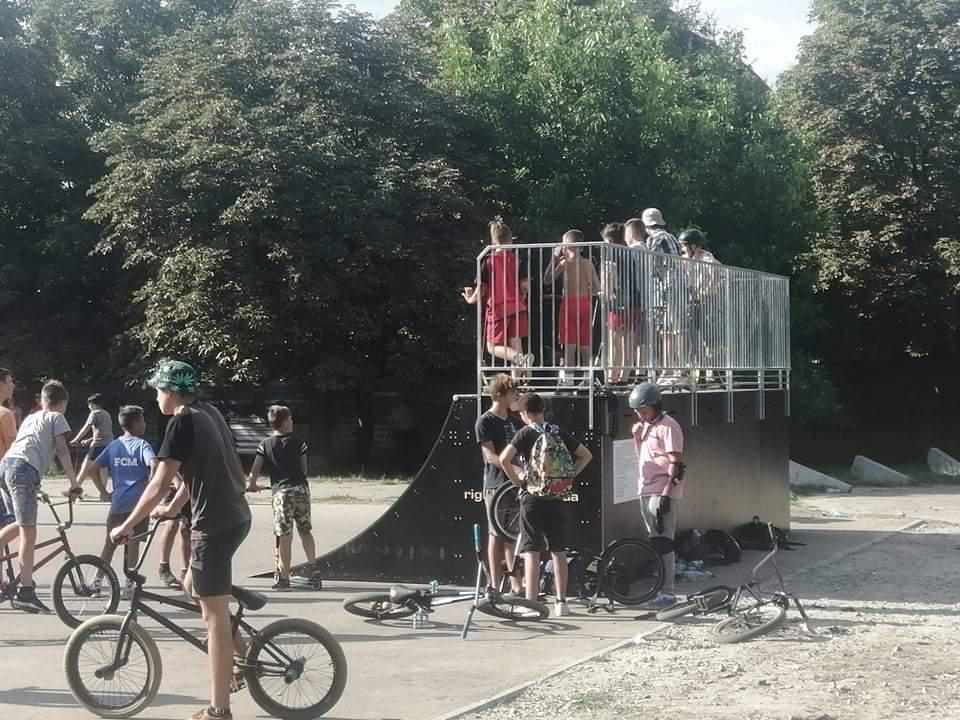У Полтаві відкрили скейт-парк за понад мільйон гривень. ФОТО