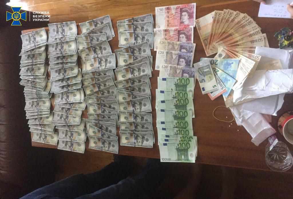 СБУ в Полтаві викрила конвертаційний центр, який діяв відразу в трьох областях