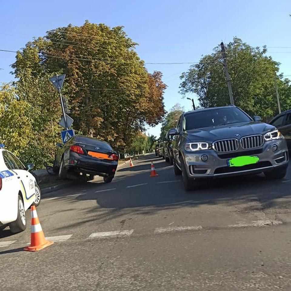 У Полтаві легковик збив велосипедиста. ФОТО