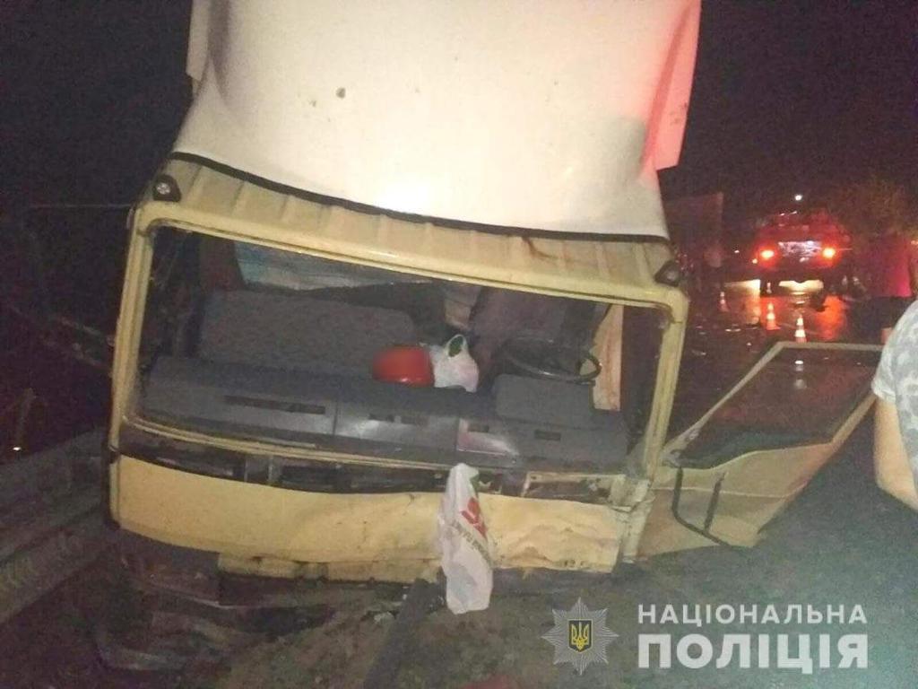 У ДТП на Полтавщині загинули дві людини, троє травмовані. ФОТО