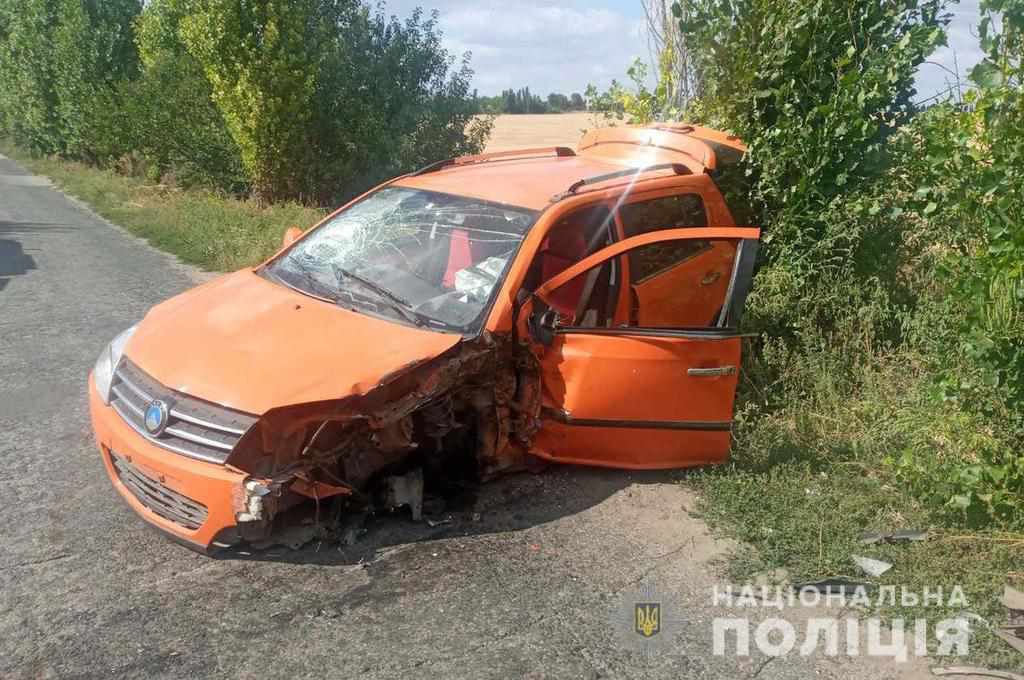 На Полтавщині зіткнувся легковик та «Краз»: постраждала дитина. ФОТО