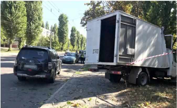 У Кременчуці вантажівка зіткнулася з легковиком: загинув водій «Газелі» 