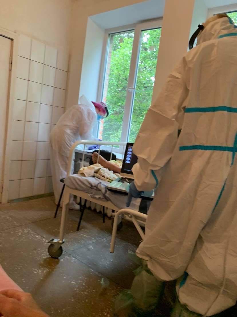 Не вірили в коронавірус, але захворіли: родина з Полтави розповіла про лікування й одужання