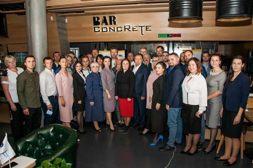 Команда має значення: «Європейська Солідарність» презентувала своїх кандидатів у депутати в Полтаві