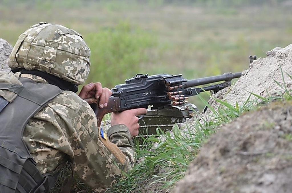 У зоні ООС триває гасіння пожеж, також були обстріли з боку окупаційних військ