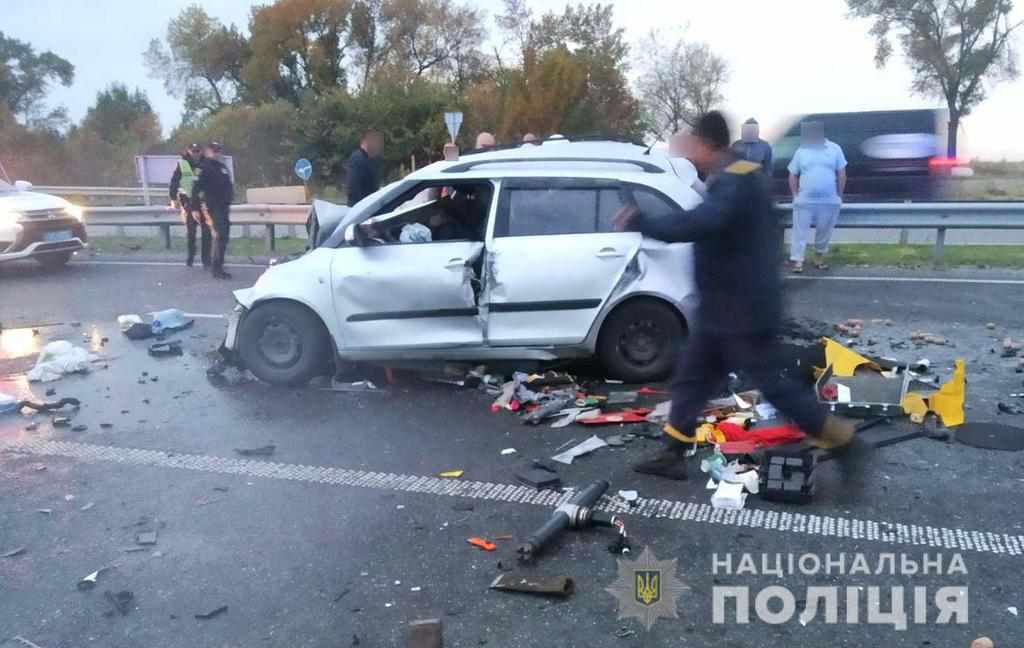 Смертельна ДТП на Полтавщині: одна людина загинула, ще троє отримали травми