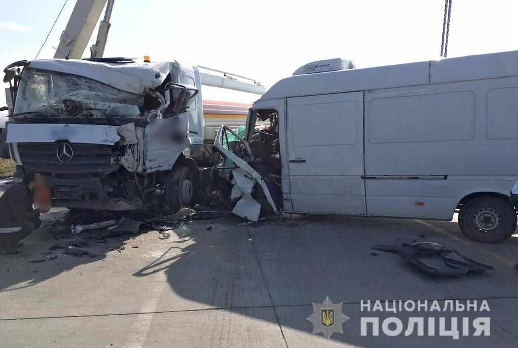 ДТП на Полтавщині: постраждали водії автівок