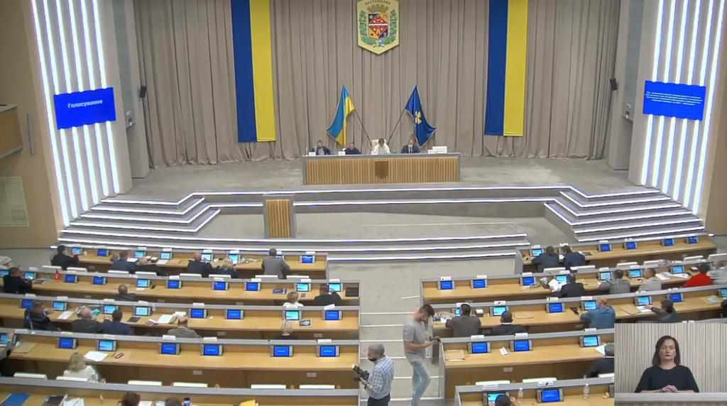 Сесія Полтавської обласної ради не відбудеться: депутати на самоізоляції через коронавірус 