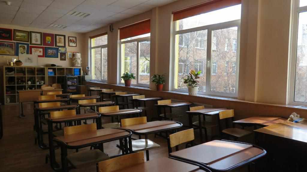 На Полтавщині у закладах освіти на коронавірус захворіли 447 осіб, більшість – учителі