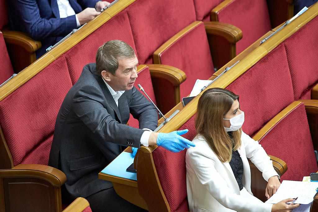 Парламент прийняв постанову щодо боротьби з COVID-19, серед співавторів – лідер «Довіри» Олег Кулініч