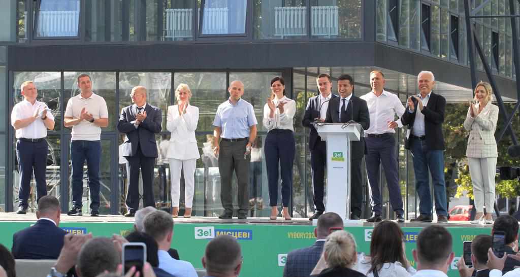 25 жовтня – ти обираєш, ти впливаєш, ти контролюєш. Перша десятка кандидатів у депутати Полтавської облради від «Слуги Народу»