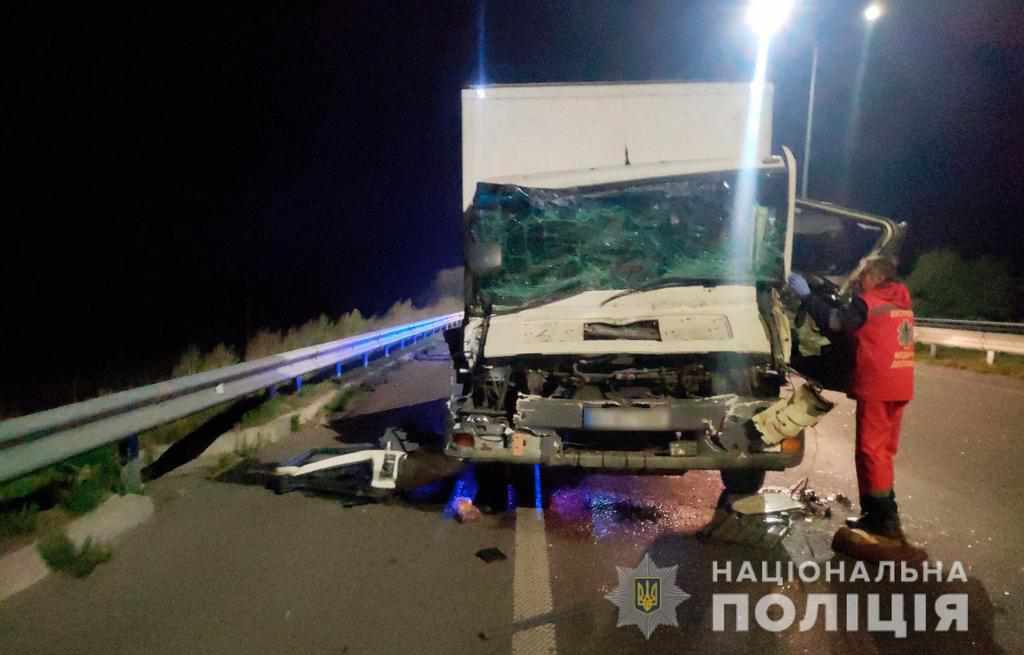 ДТП на Полтавщині: зіткнулися дві вантажівки, є постраждалий