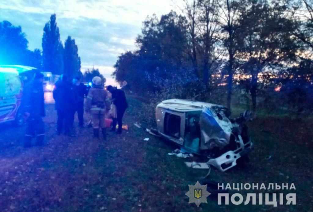 У ДТП на Полтавщині постраждали двоє людей: водій помер у лікарні