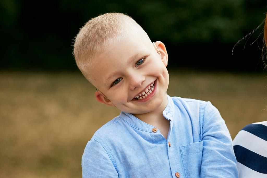 П’ятирічний полтавець потребує вартісного імпланта, щоб чути світ