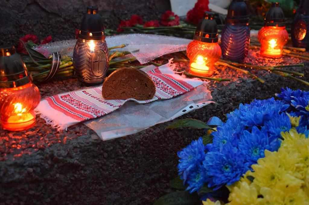 У Полтаві вшанували пам'ять жертв Голодоморів