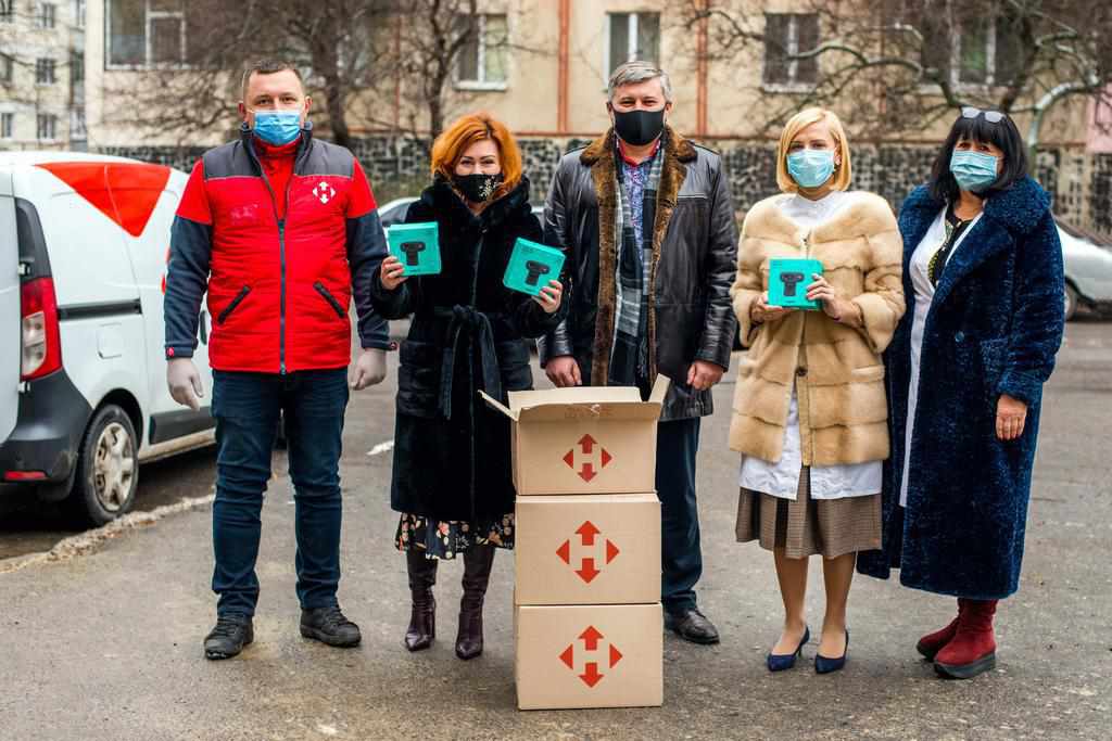 «Нова пошта» надала лікарням Полтави веб-камери для запуску онлайн-консультацій пацієнтів