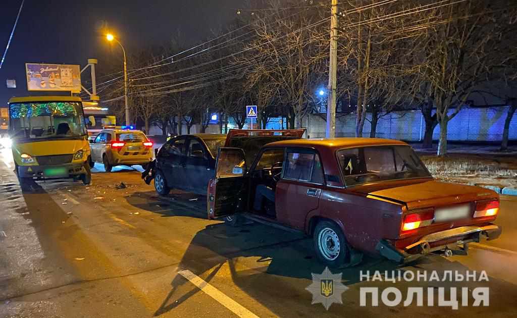 Потрійна ДТП на Полтавщині: один з пасажирів госпіталізований