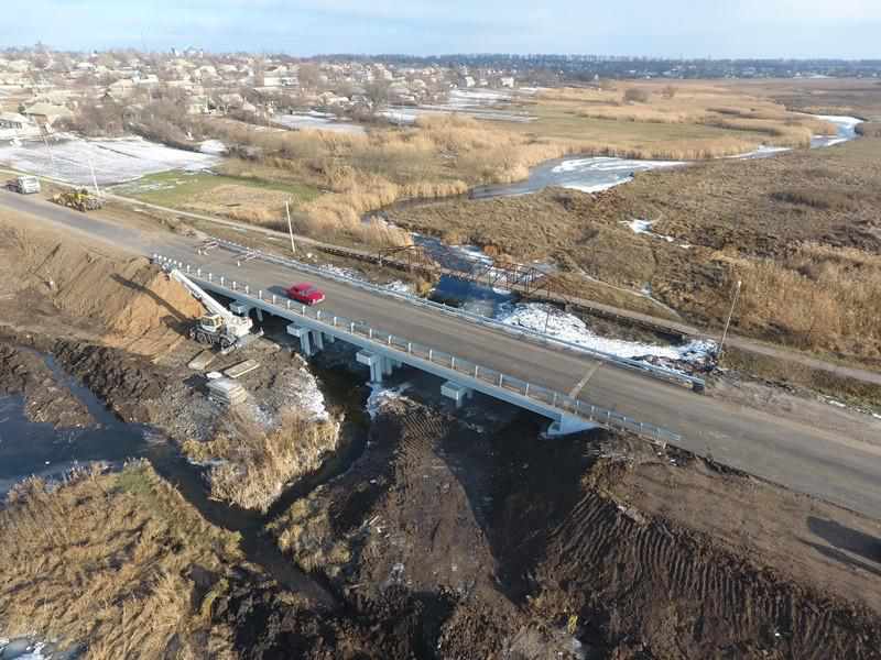 На Полтавщині відновили авторух на капітально відремонтованому мосту 