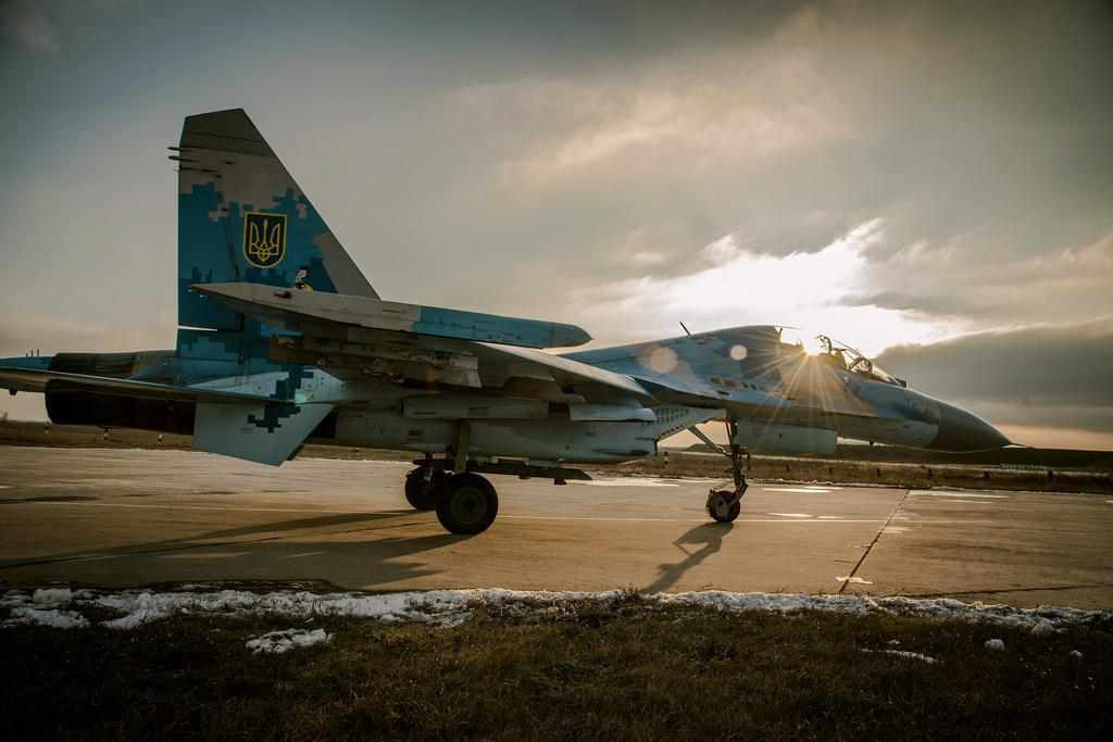 На Полтавщині льотчики 831-ї бригади виконали польоти в складних погодних умовах. ФОТО