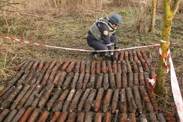 На Полтавщині виявили сотню вибухонебезпечних снарядів