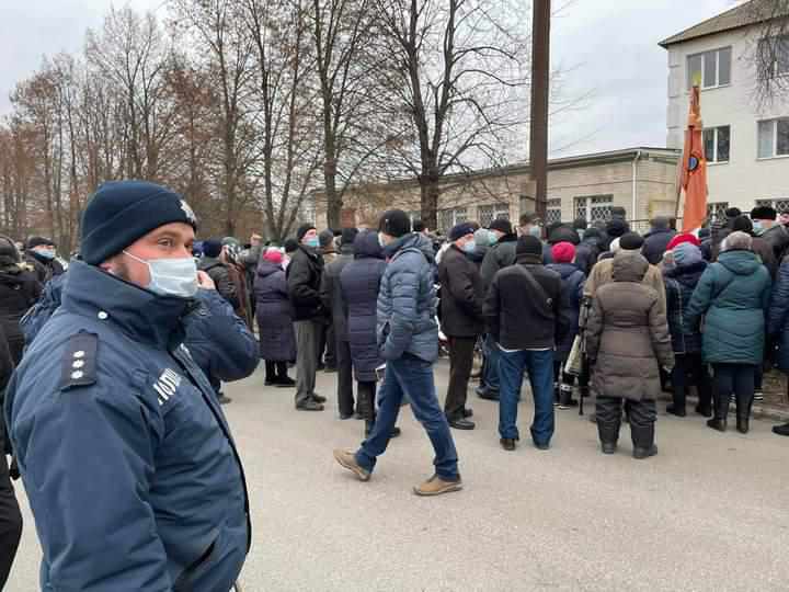 На Полтавщині два міста мітингували проти високих тарифів. ВІДЕО
