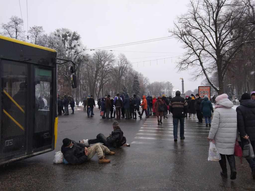 Мітинг проти тарифів у Полтаві, день другий: перекривали дорогу в центрі. ФОТО, ВІДЕО