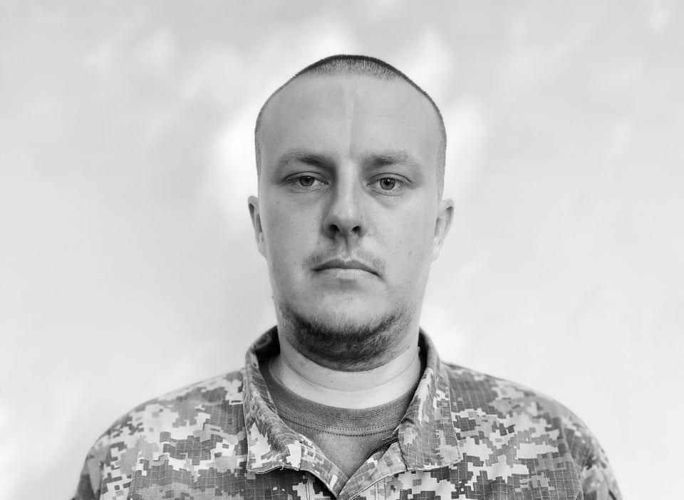 На Донбасі від кулі снайпера загинув старший матрос 36-ї бригади морської піхоти Олександр Отрєп’єв