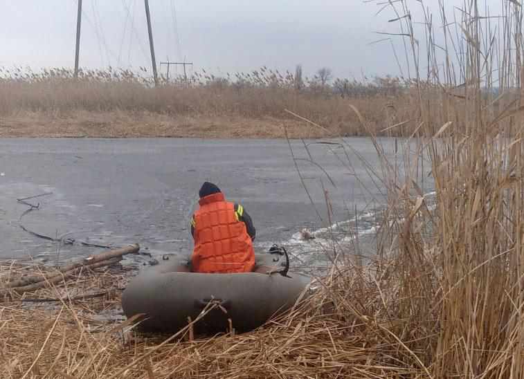 Тіло знайшли за 20 метрів від берега: на Полтавщині на річці загинув чоловік
