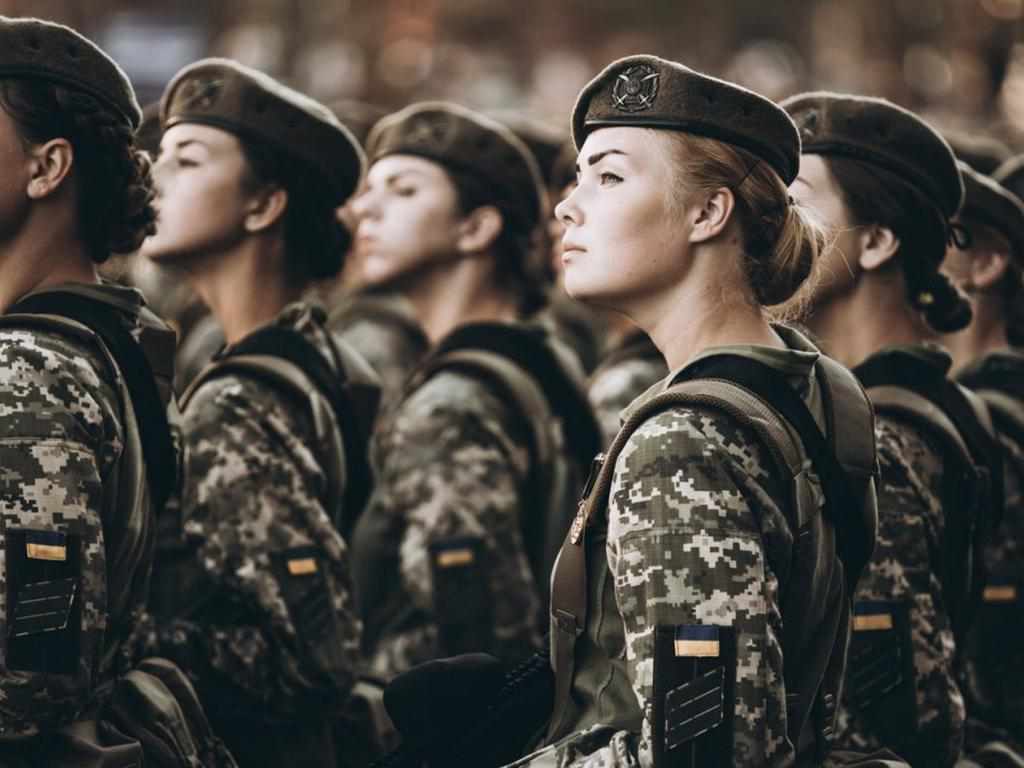 «Захищати кордони країни, а не власні»: про сексуальні домагання в українській армії