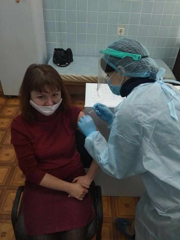 У Полтаві на сьогодні вакцинація від коронавірусу закінчилася: скількох щепили