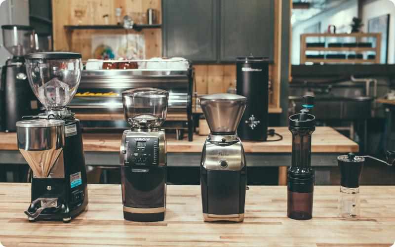 10 лучших кофемолок для дома: рейтинг 2021 года