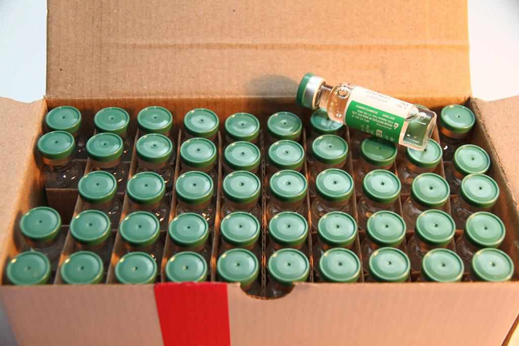 Вакцинуватися від коронавірусу позачергово: чи можливо в Полтаві