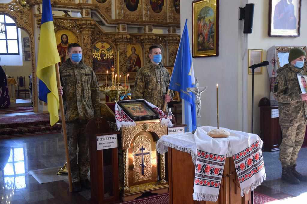 У Полтаві провели панахиду за воїнями, які загинули з початку року на війні