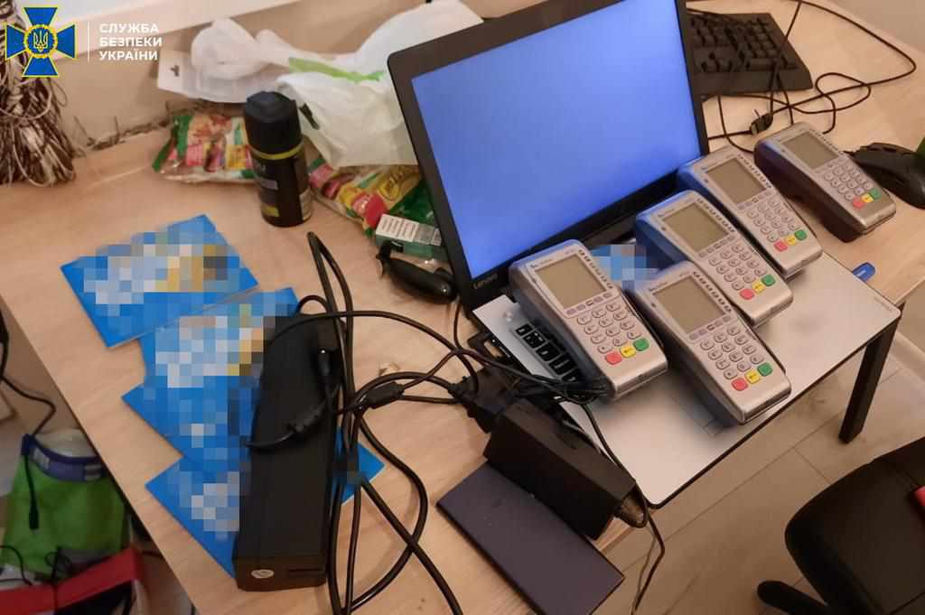 За допомогою полтавських правоохоронців та обласної прокуратури СБУ затримала лідера угруповання, оголошеного у розшук за фінансові махінації